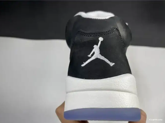 AIR JORDAN 5 CT4838-011 OREO 0619